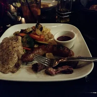 3 meat special, tenderloin,chicken and sausage.