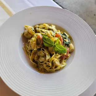 Fettuccine Pesto Di Mare