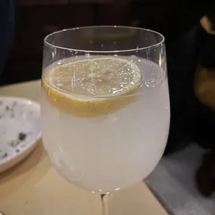 Lemon spritz