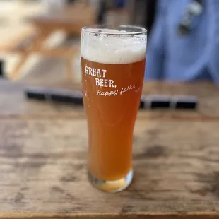 Blueberry lemon split wheat beer