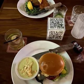 Lochand's Burger