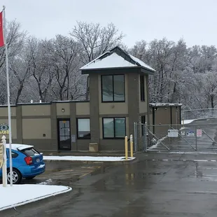 Lockbox Storage Blair is a well maintained secure self storage facility.