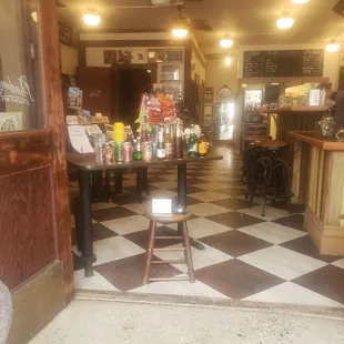 The fountain has great root beer floats.