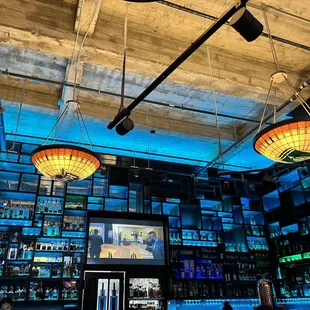 the interior of a bar