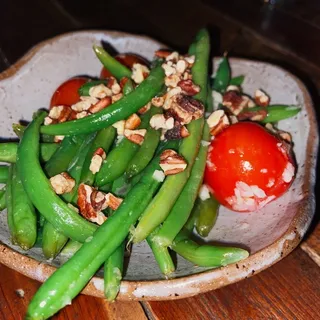 Green Beans with Pecans