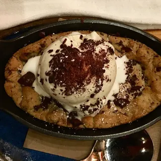 Olive & Sinclair Chocolate Chip Skillet