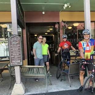 Cyclists, do your carb loading here!