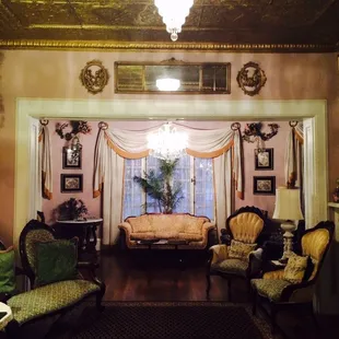 Beautiful parlor in the mansion.