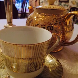 The tea room in the mansion.