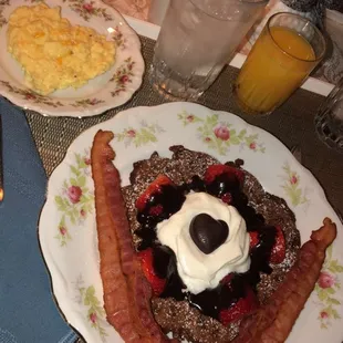 The breakfast is better than my moms (don't tell her)