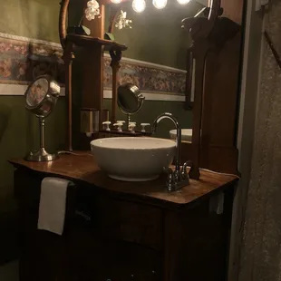 Sink area