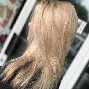 Done by Stylist Sami @pastelheartfrenzy