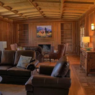 Enjoy a nice fireside chat in the oversize living room.