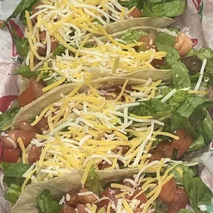 Taco (soft shell, steak).