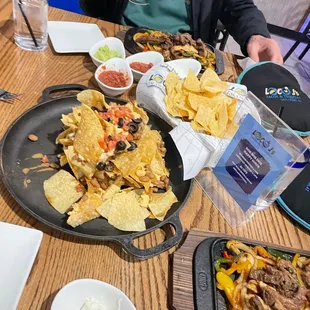 food, nachos