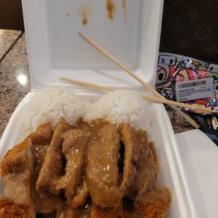 @Loco Moco for Dinner this evening. Omg!! This is a Mini Chicken Cutlet??  Yikes!  Lolz.