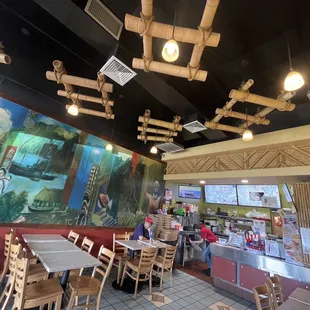 Small dine-in restuarant