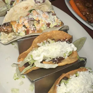 Beer-Battered Fish Taco Plate