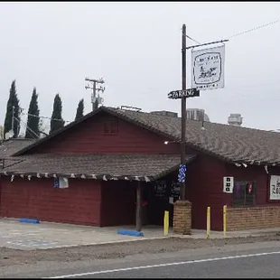 Loco's Motive Chew Chew BBQ, located in Snelling, CA.
