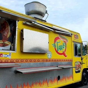 a yellow food truck
