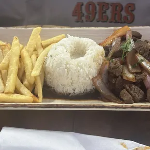 Lomo saltado - the fries were so fresh and cooked to perfection.  Love it!    ( nothing was left in the plate)