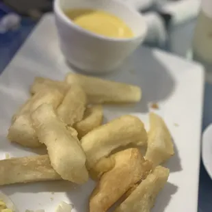 Yuca a la huancaina