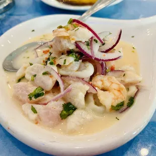 Medium spicy Ceviche Mixto