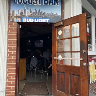 the entrance to the restaurant