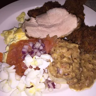 Best fried chicken, biscuits and gravy