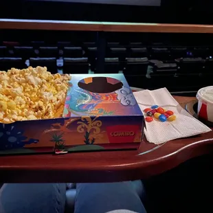 Kids Pack is the perfect choice! Comes with candy!!!