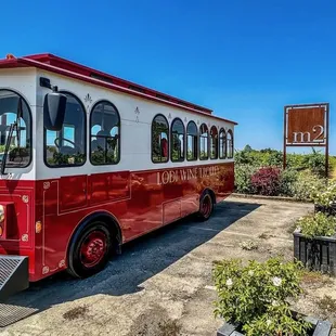 Lodi Wine Trolley parked while guests enjoy their time at m2 Wines