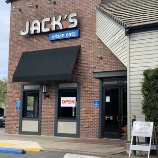 Loehmann's Plaza - Jack's Urban Eats