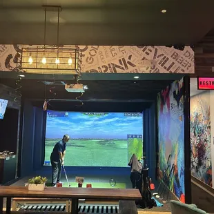 indoor golf simulator