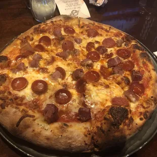 Greasy pepperoni &amp; nasty ham pizza - you can see the pools in the pepperoni