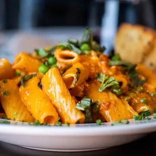 Fennel Sausage and Peas Rigatoni