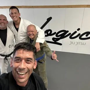 Noon BJJ class    jiu jitsu  Brazilian jiu-jitsu  bjj jujitsu