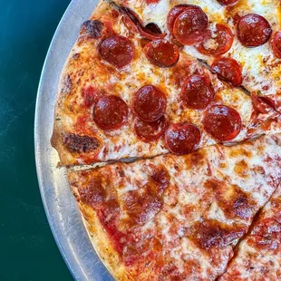 14&quot; half-cheese/half-pepperoni pizza.