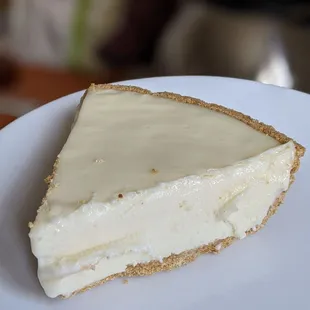 Lemon ice-box pie