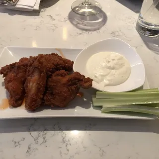 CHICKEN WINGS