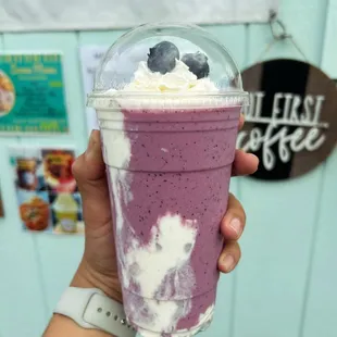 Berries &amp; Cream Smoothie