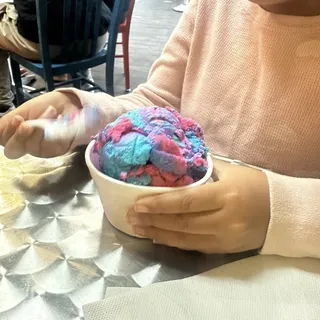 Ice Cream Cone - Single Scoop