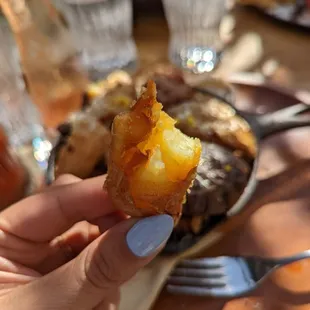 Crispy patatas bravas