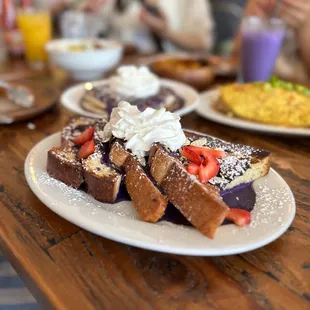 Ube Tres Leches French Toast - Instagram @friesandchives