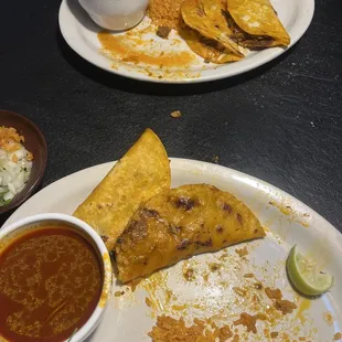 Birria tacos were AMAAZINGGGGGGGG