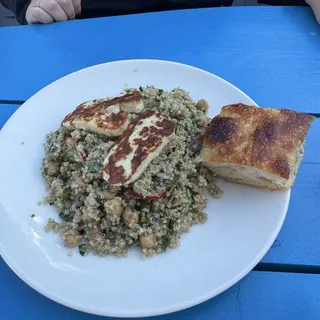Grilled Halloumi Salad