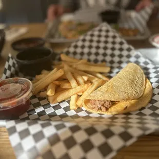 Kids birria taco