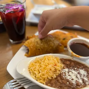 Quesa Quesa-Birria Tacos