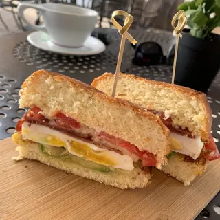 Egg & Bacon Sandwich