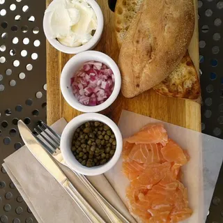 Lox, Mascarpone & French Baguette