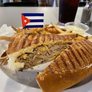 Lola's Cuban Sandwich - Cubano